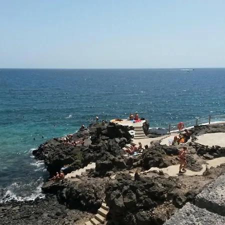 Amarilla Rocks Costa Del Silencio
