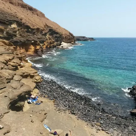 Amarilla Rocks * طوستا ديل سيلونثيو